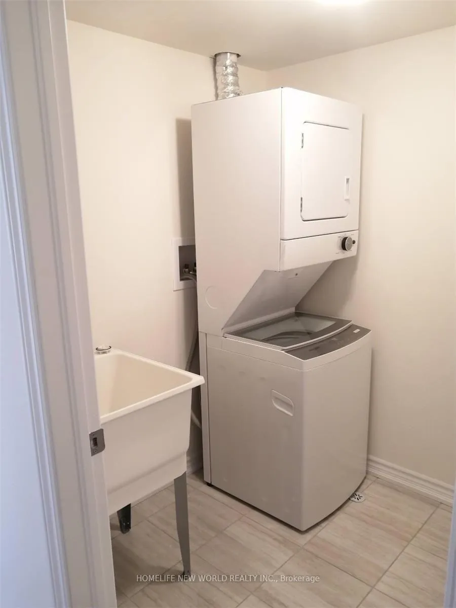 Photo 14 of Unit 29, 181 Parktree Drive, Vaughan, Maple — HOMEH