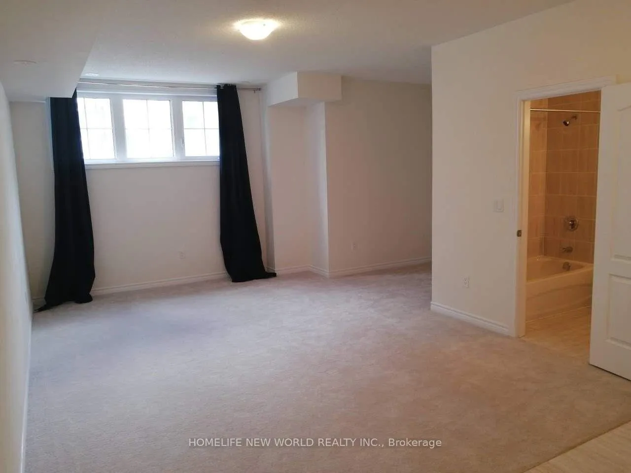 Photo 16 of Unit 29, 181 Parktree Drive, Vaughan, Maple — HOMEH