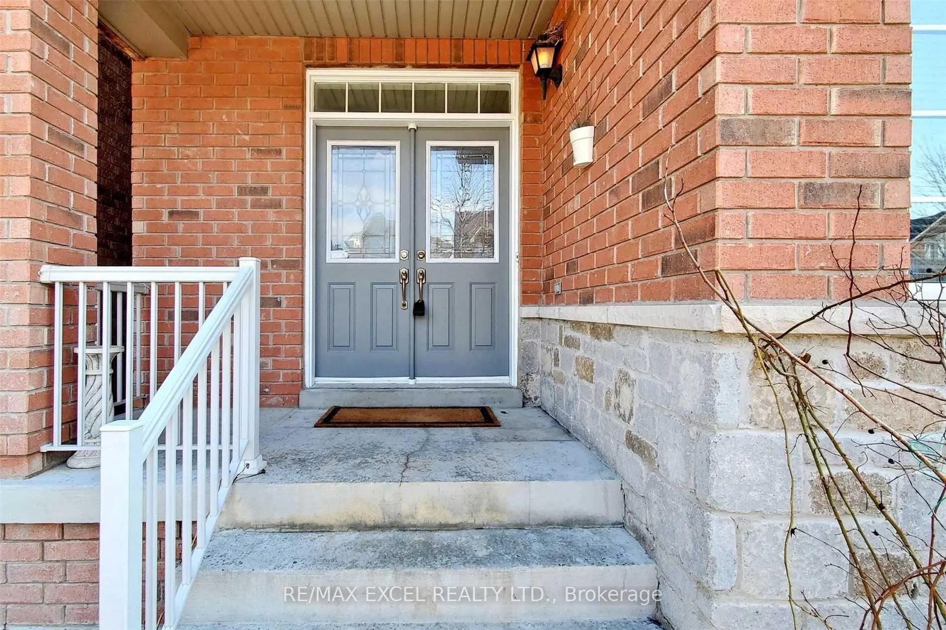 Photo 5 of 525 Country Glen Road, Markham, Cornell — HOMEH