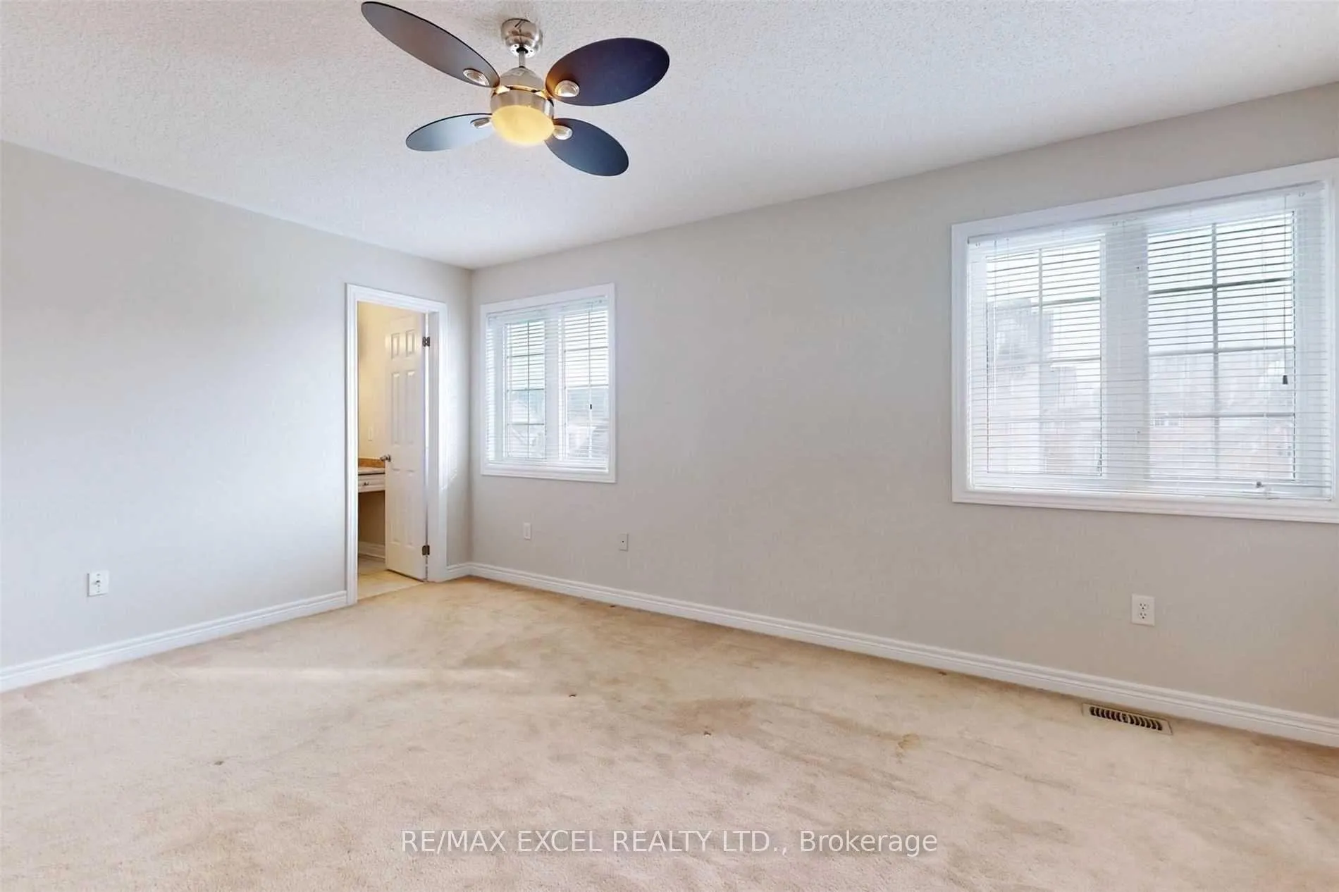 Photo 19 of 525 Country Glen Road, Markham, Cornell — HOMEH