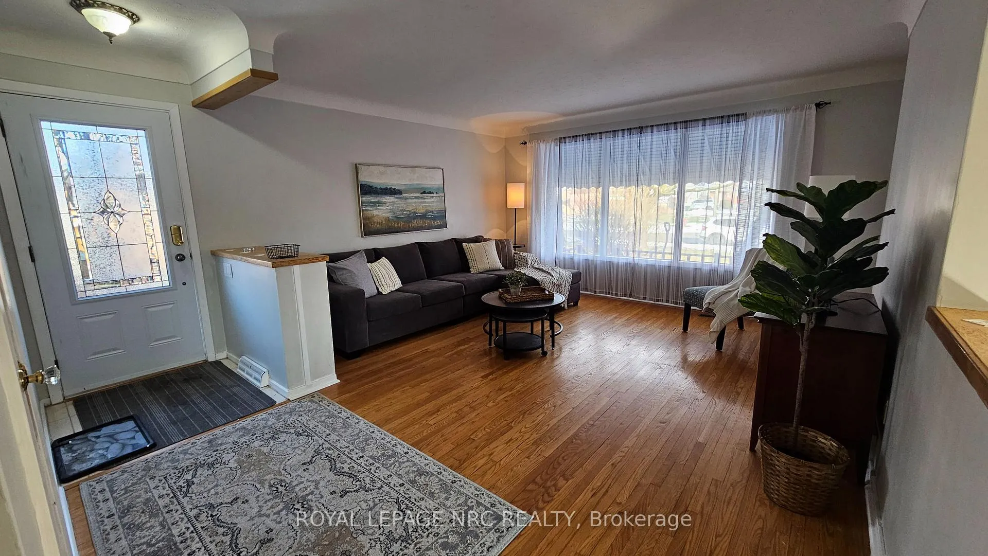 Photo 2 of 55 Connaught Avenue, Welland, Prince Charles — HOMEH