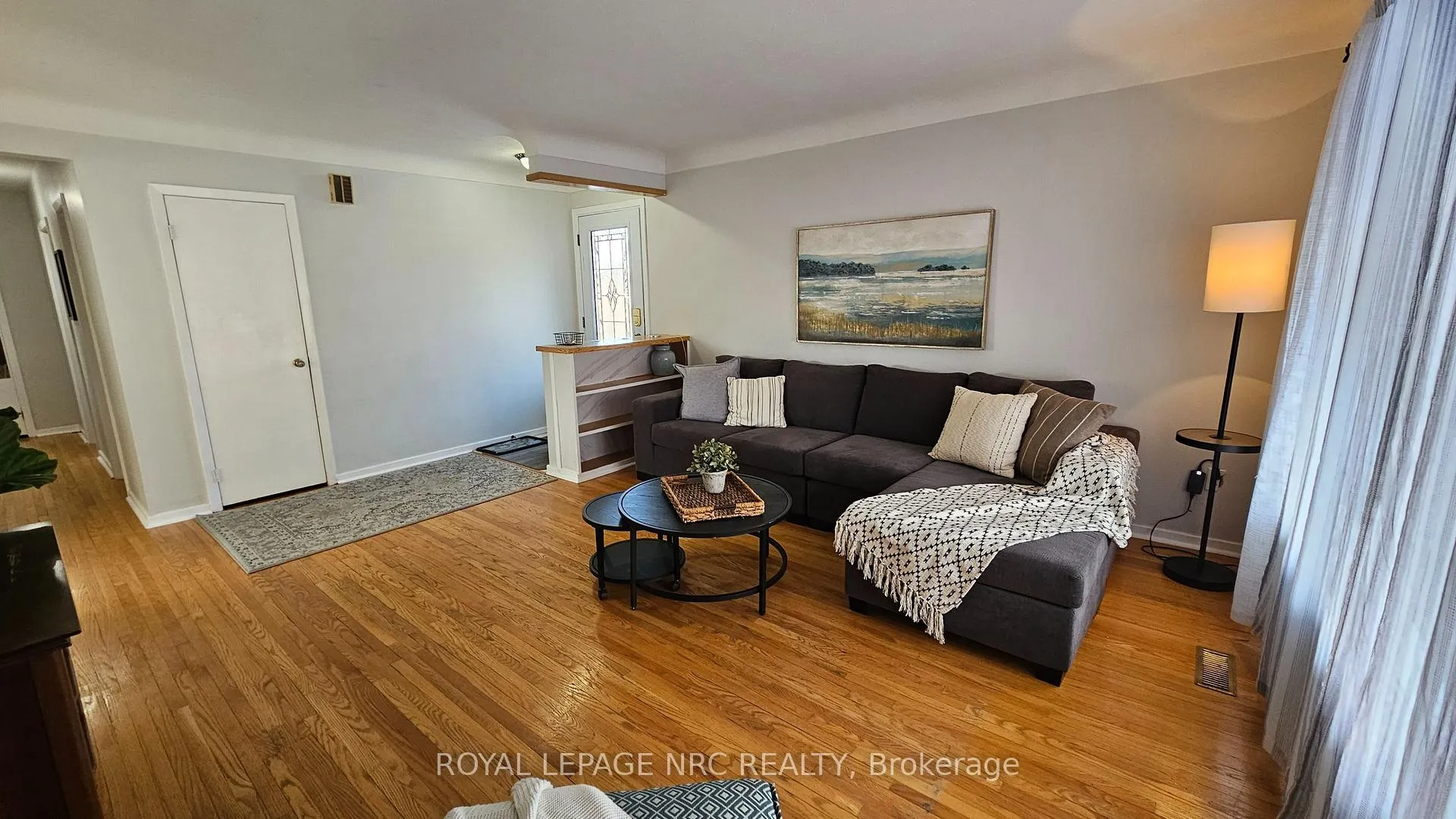 Photo 5 of 55 Connaught Avenue, Welland, Prince Charles — HOMEH