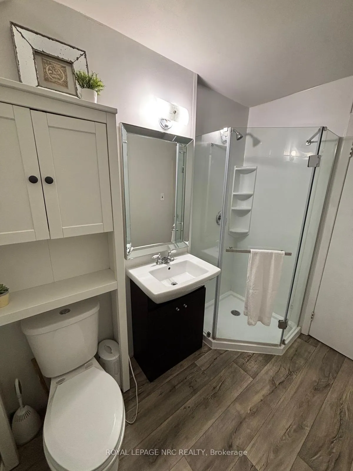 Photo 23 of 55 Connaught Avenue, Welland, Prince Charles — HOMEH