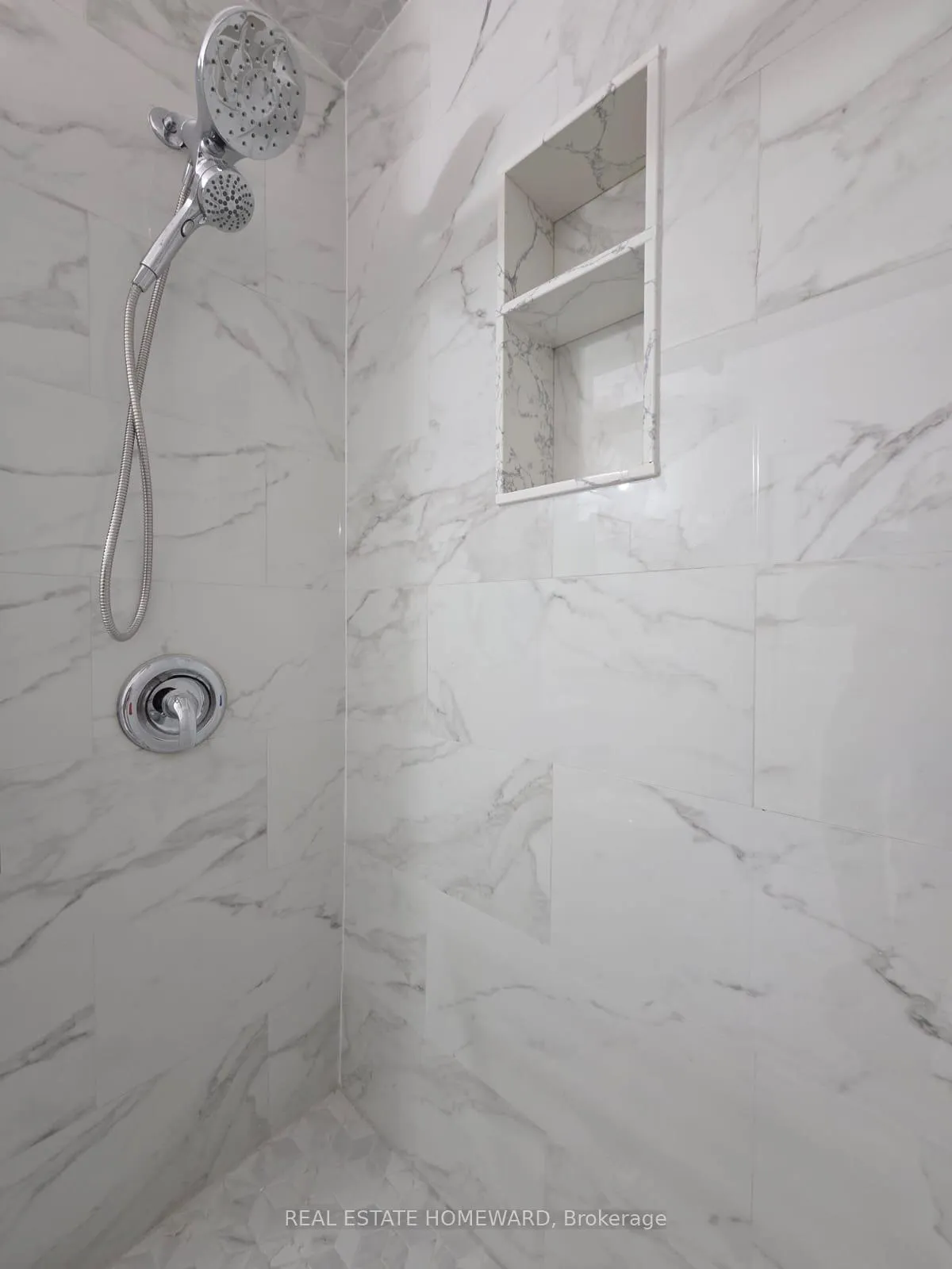 Photo 7 of 1445 Gerrard Street E, Toronto, Greenwood-Coxwell — HOMEH