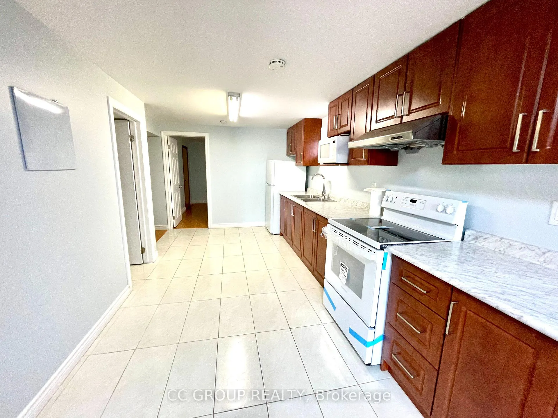 Photo 4 of Unit Lower, 220 Annes Street, Whitby, Lynde Creek — HOMEH