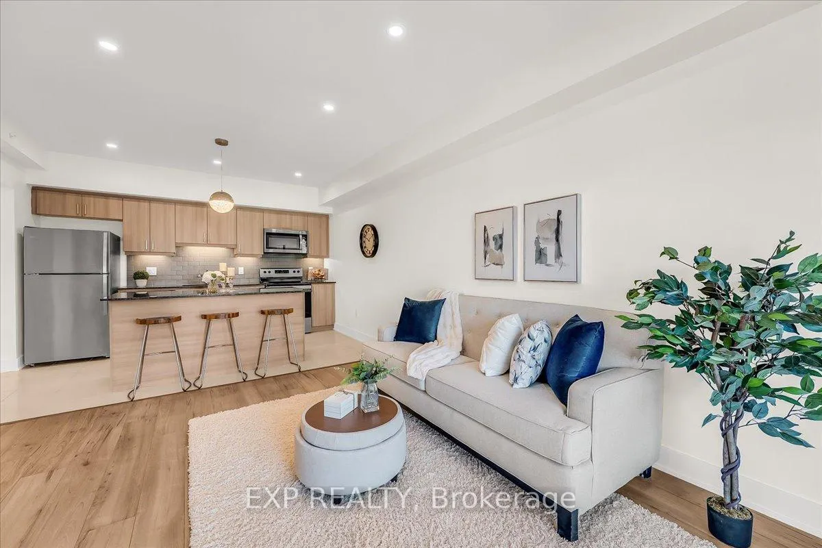 Photo 14 of Unit 409, 8 Culinary Lane, Barrie, Rural Barrie Southeast — HOMEH