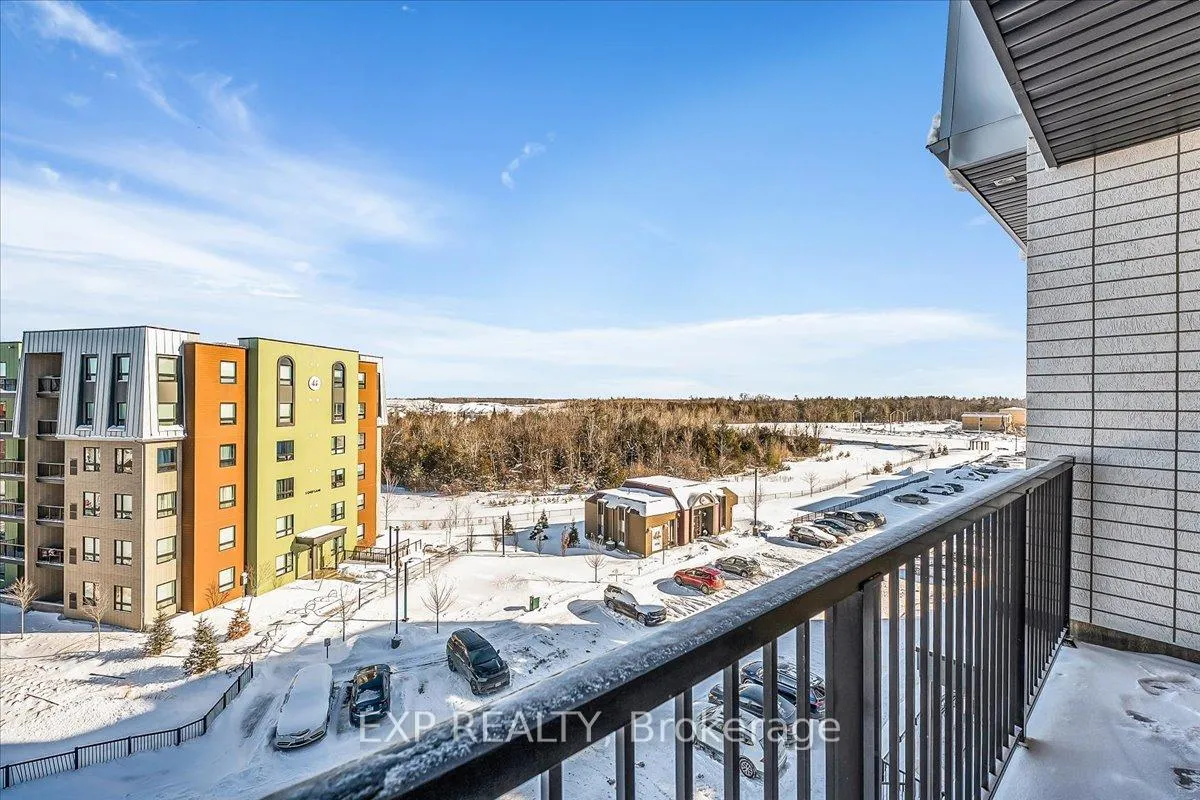Photo 23 of Unit 409, 8 Culinary Lane, Barrie, Rural Barrie Southeast — HOMEH