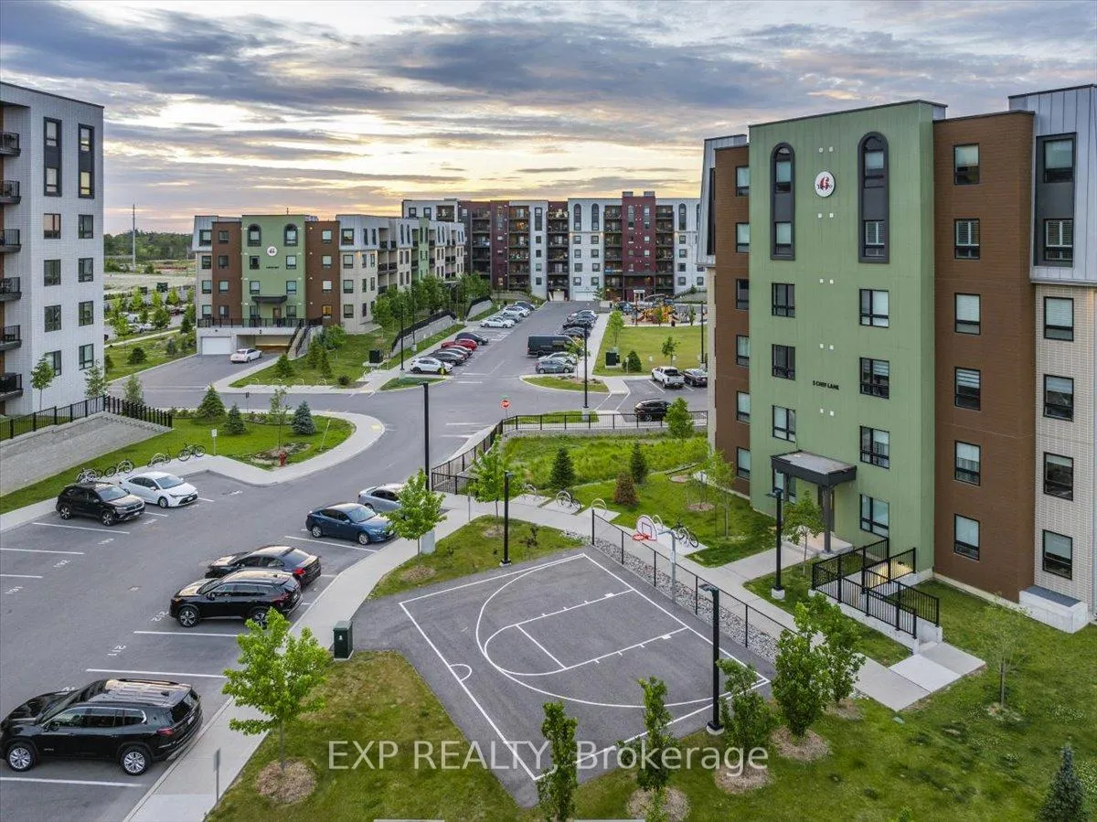 Photo 30 of Unit 409, 8 Culinary Lane, Barrie, Rural Barrie Southeast — HOMEH