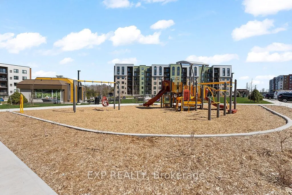 Photo 31 of Unit 409, 8 Culinary Lane, Barrie, Rural Barrie Southeast — HOMEH