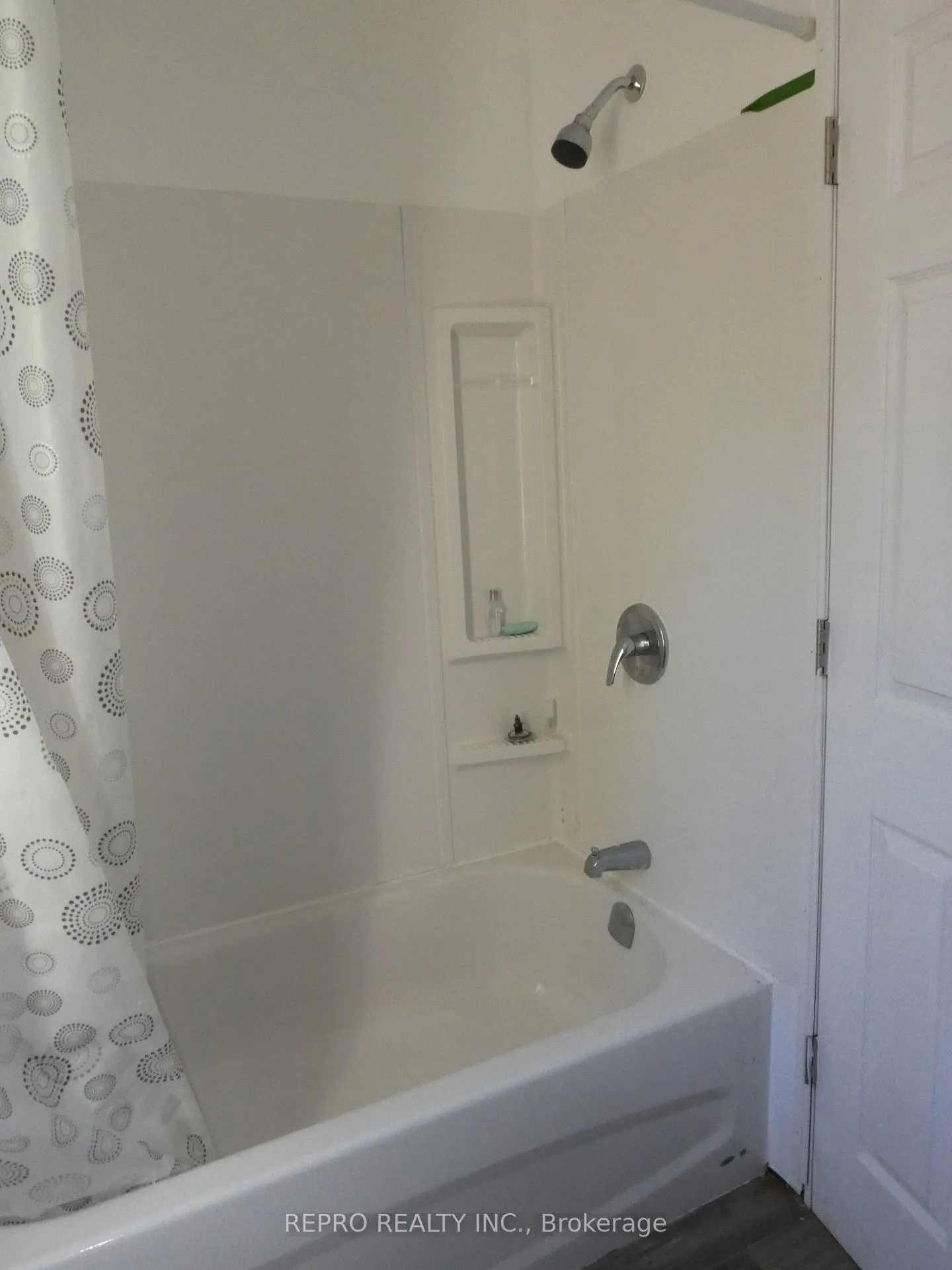 Photo 7 of 122 Railway Avenue, Greenstone — HOMEH