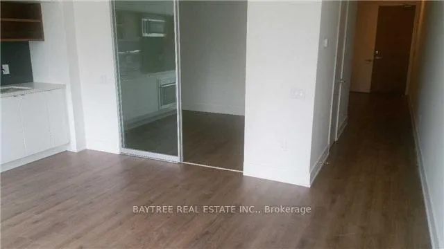 Photo 9 of Unit 425, 111 St Clair Avenue W, Toronto, Yonge-St. Clair — HOMEH