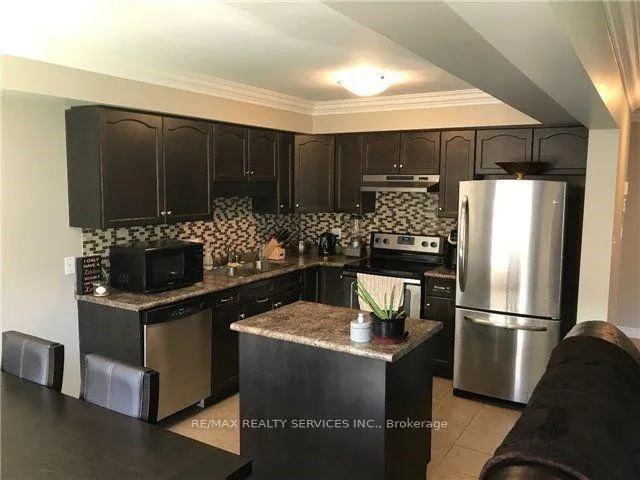 Photo 6 of 198 Winterberry Boulevard, Thorold, Confederation Heights — HOMEH