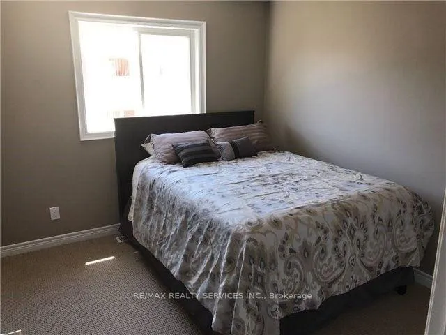 Photo 9 of 198 Winterberry Boulevard, Thorold, Confederation Heights — HOMEH