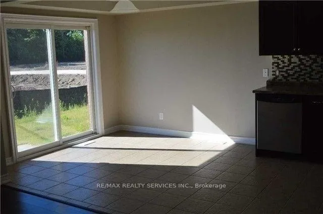 Photo 16 of 198 Winterberry Boulevard, Thorold, Confederation Heights — HOMEH