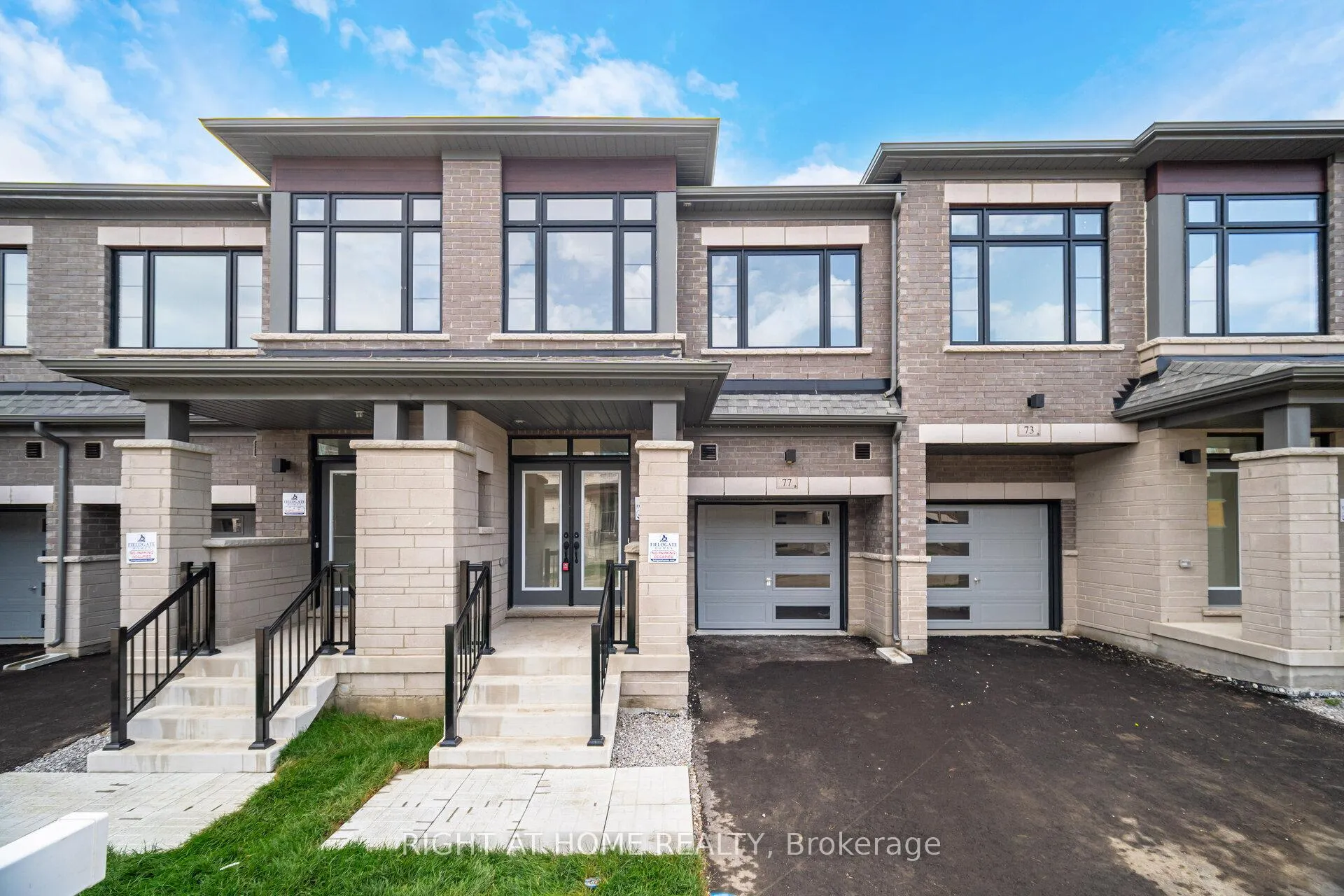 Photo 1 of 77 Singhampton Road, Vaughan, Kleinburg — HOMEH