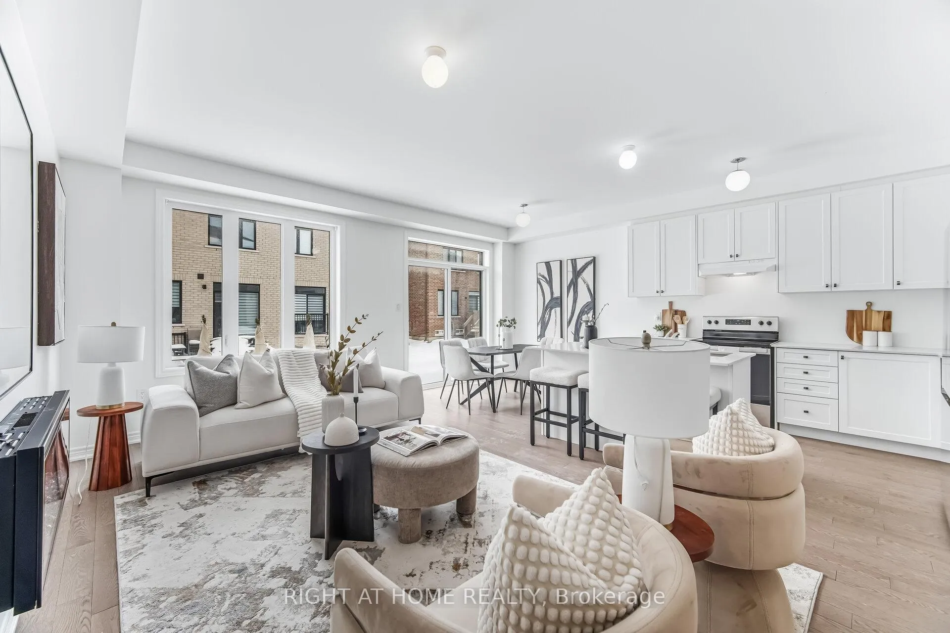Photo 8 of 77 Singhampton Road, Vaughan, Kleinburg — HOMEH