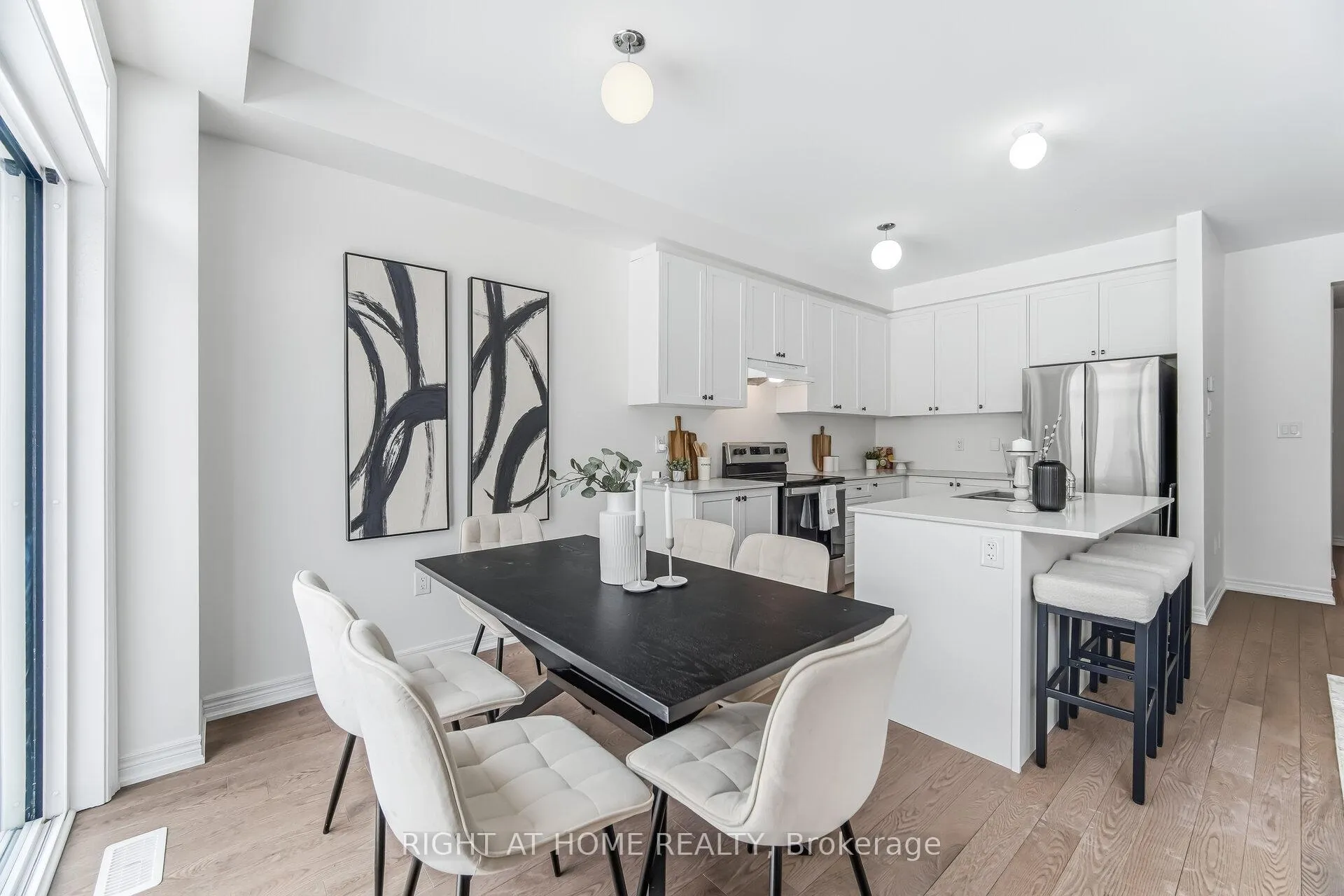 Photo 12 of 77 Singhampton Road, Vaughan, Kleinburg — HOMEH