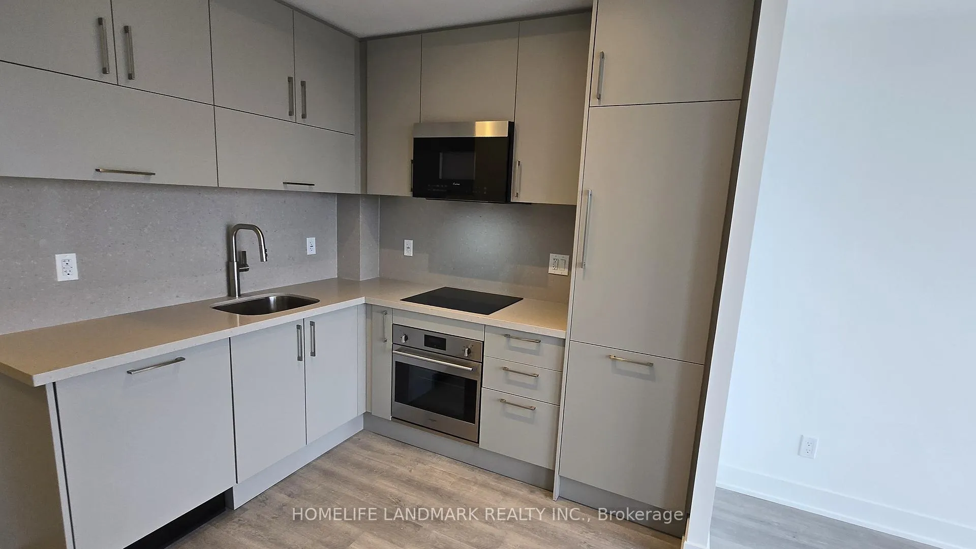 Photo 3 of Unit 1006, 38 Andre De Grasse Street, Markham, Unionville — HOMEH
