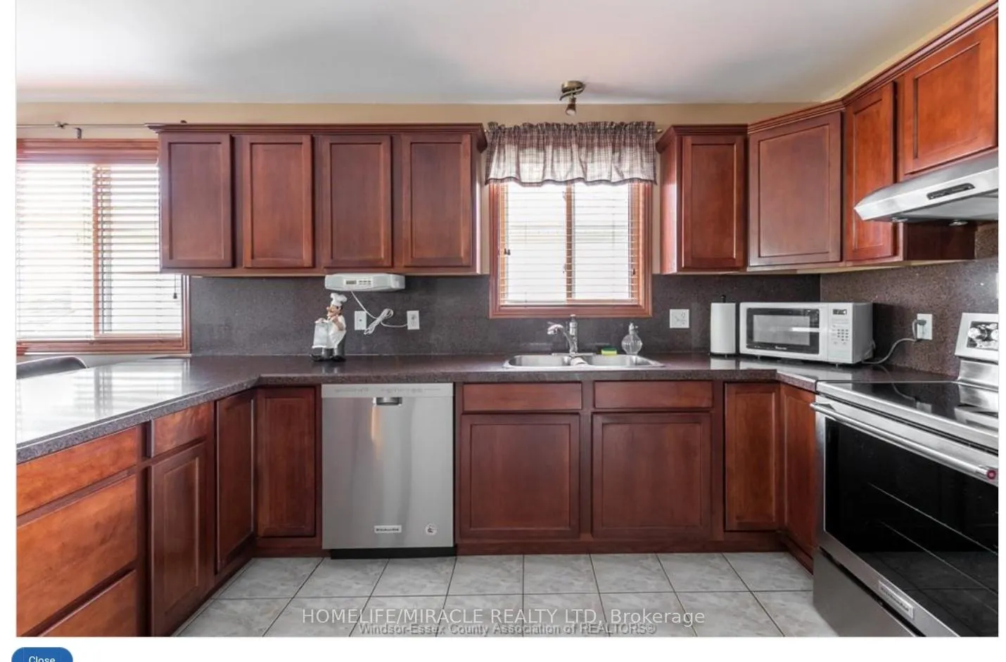 Photo 7 of 655 Alpenrose Court, Windsor — HOMEH