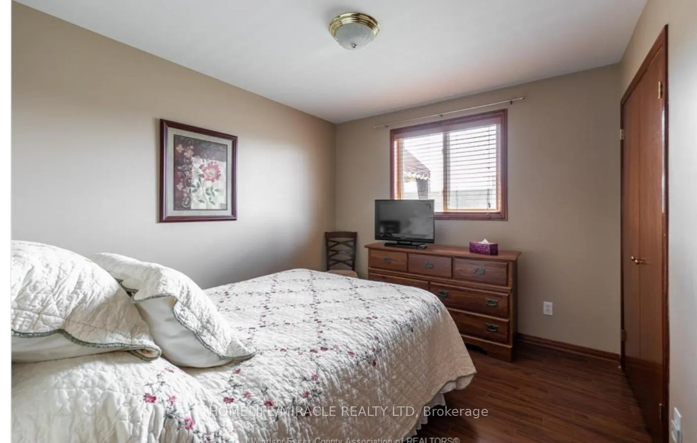 Photo 11 of 655 Alpenrose Court, Windsor — HOMEH