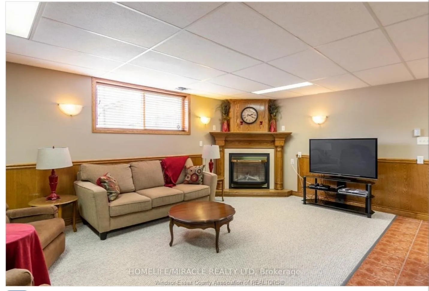 Photo 13 of 655 Alpenrose Court, Windsor — HOMEH