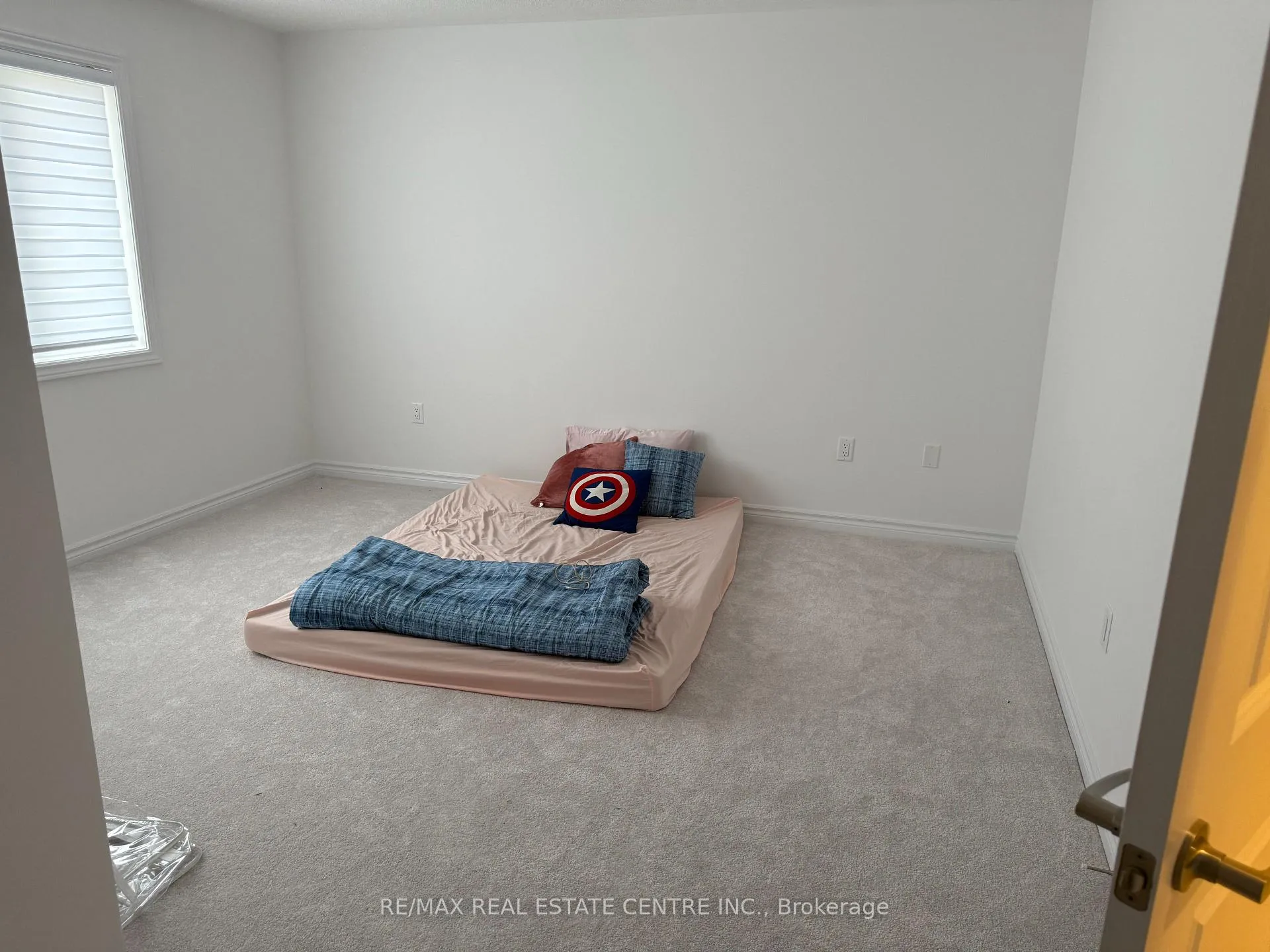 Photo 16 of 396 Vandusen Avenue, Southgate — HOMEH