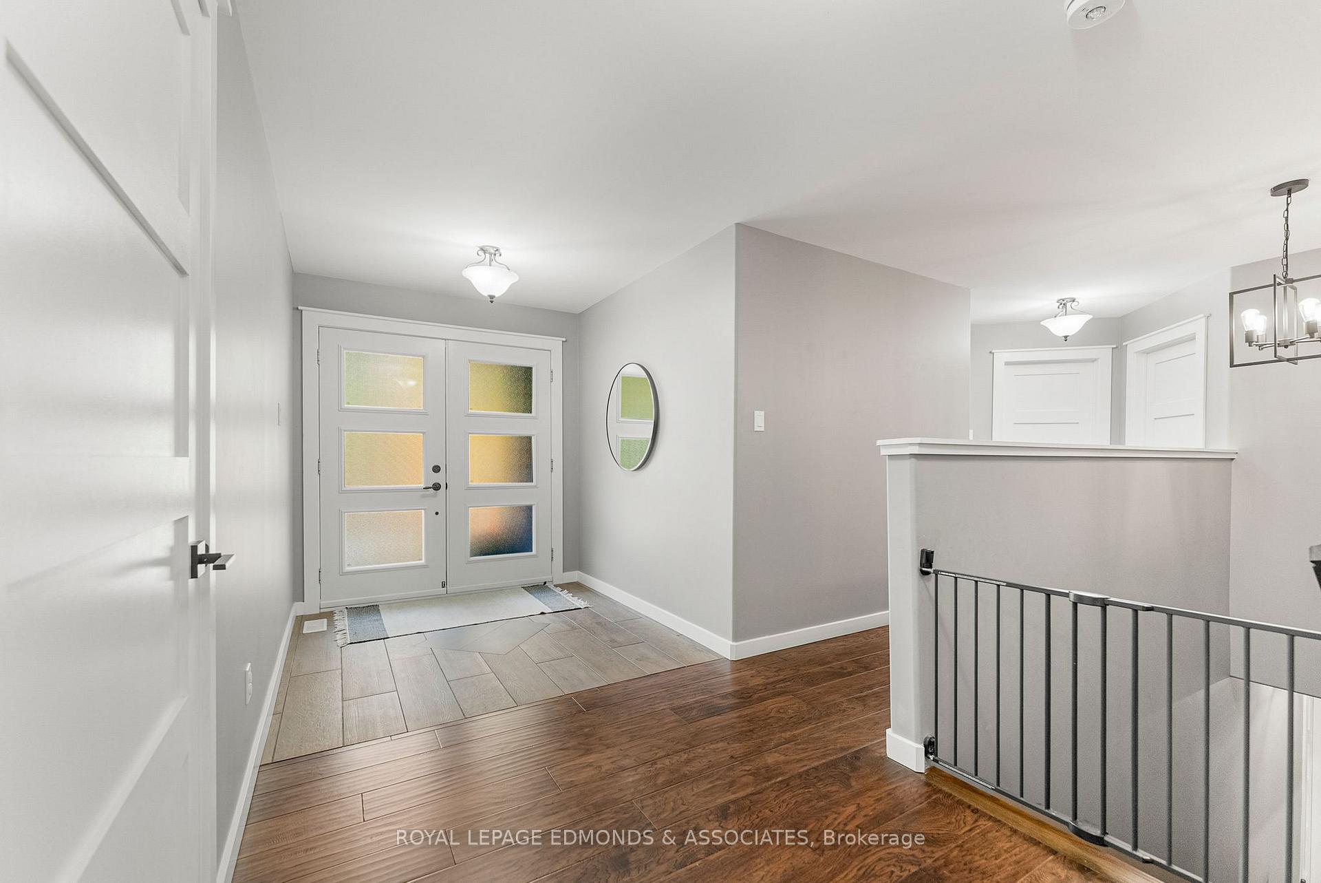 Photo 5 of 166 Deerfield Drive, McNab/Braeside, Mcnab/Braeside Twps — HOMEH