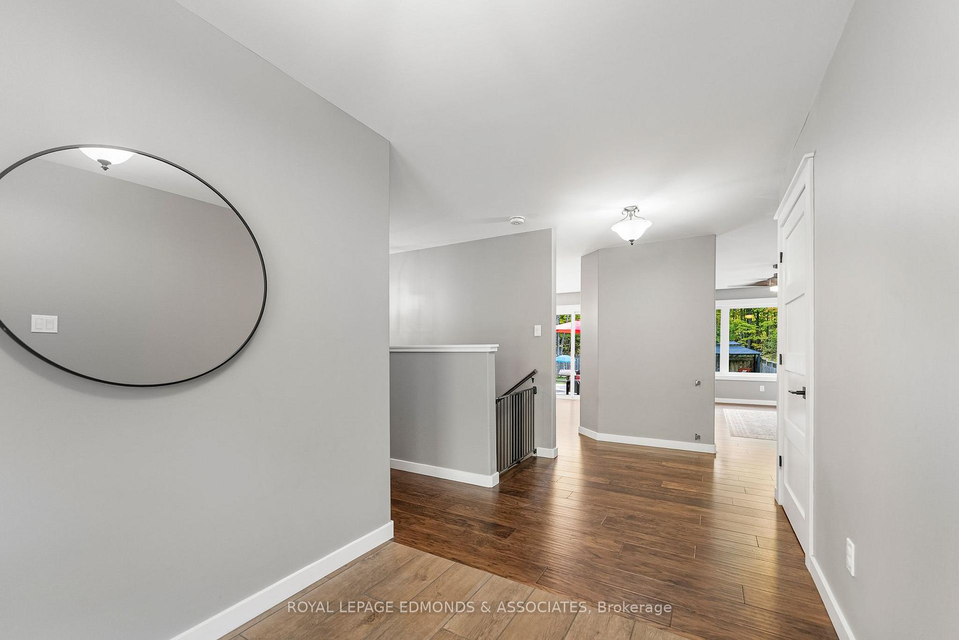Photo 6 of 166 Deerfield Drive, McNab/Braeside, Mcnab/Braeside Twps — HOMEH
