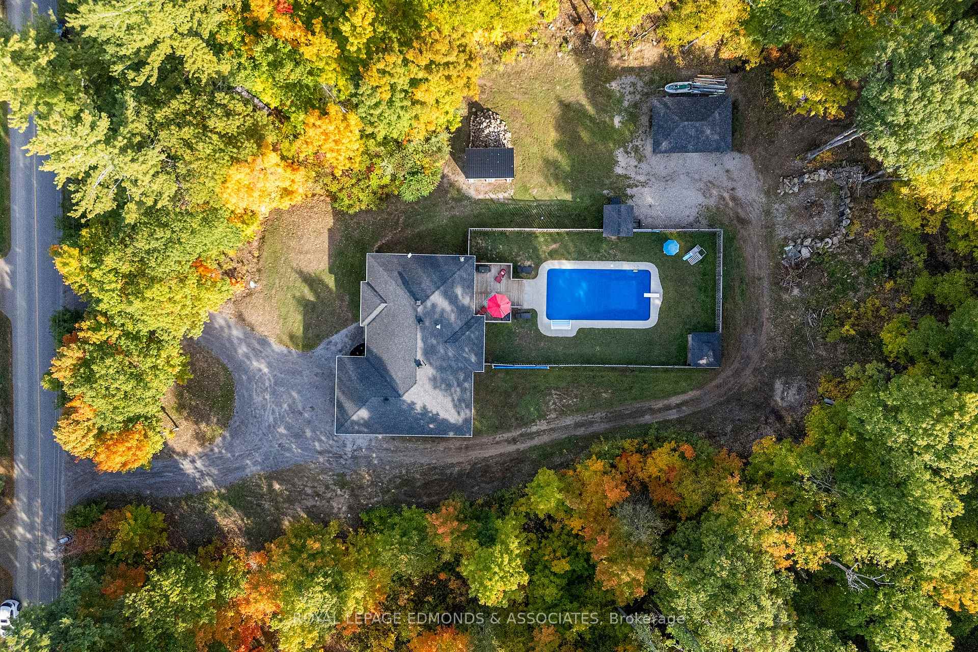 Photo 49 of 166 Deerfield Drive, McNab/Braeside, Mcnab/Braeside Twps — HOMEH