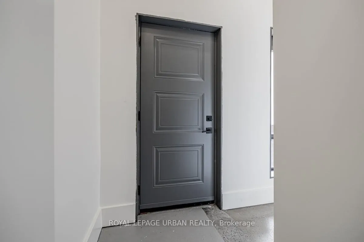 Photo 7 of 571 Rogers Road, Toronto, Keelesdale-Eglinton West — HOMEH