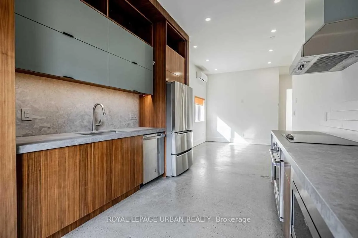 Photo 8 of 571 Rogers Road, Toronto, Keelesdale-Eglinton West — HOMEH