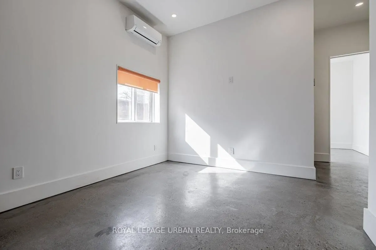 Photo 14 of 571 Rogers Road, Toronto, Keelesdale-Eglinton West — HOMEH