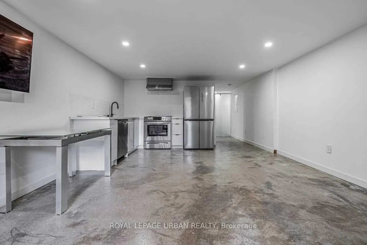 Photo 21 of 571 Rogers Road, Toronto, Keelesdale-Eglinton West — HOMEH