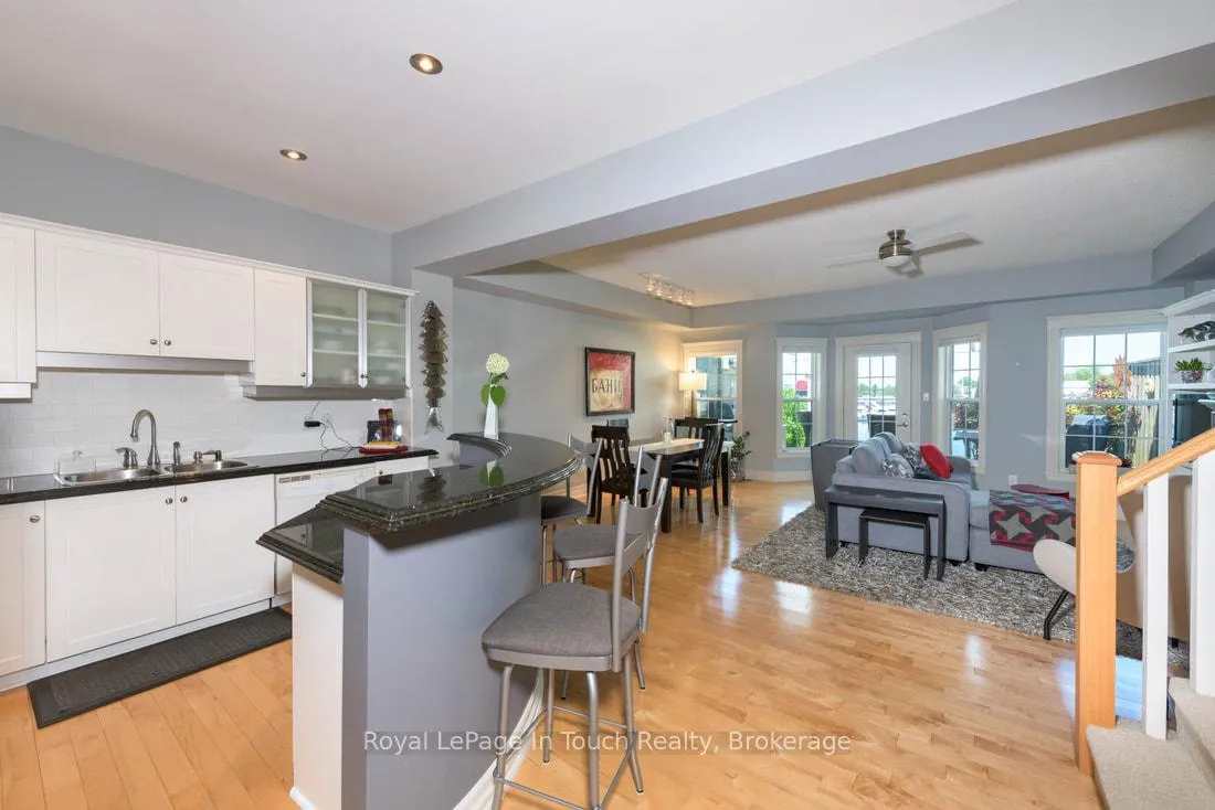 Photo 10 of 102 Wycliffe Cove, Tay, Victoria Harbour — HOMEH