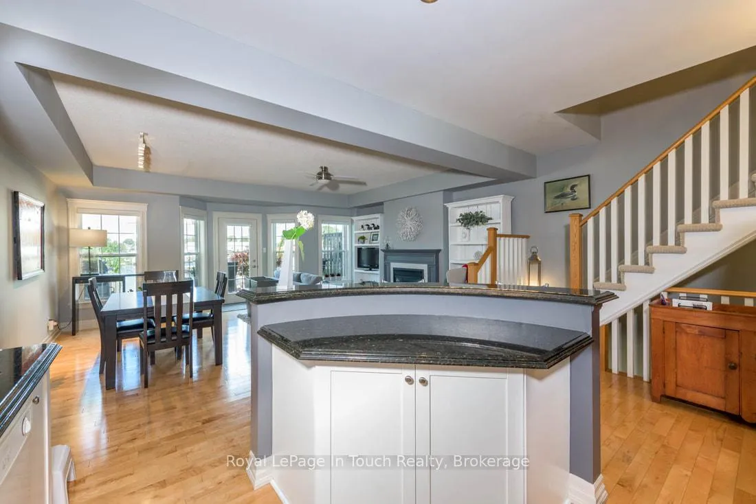 Photo 11 of 102 Wycliffe Cove, Tay, Victoria Harbour — HOMEH