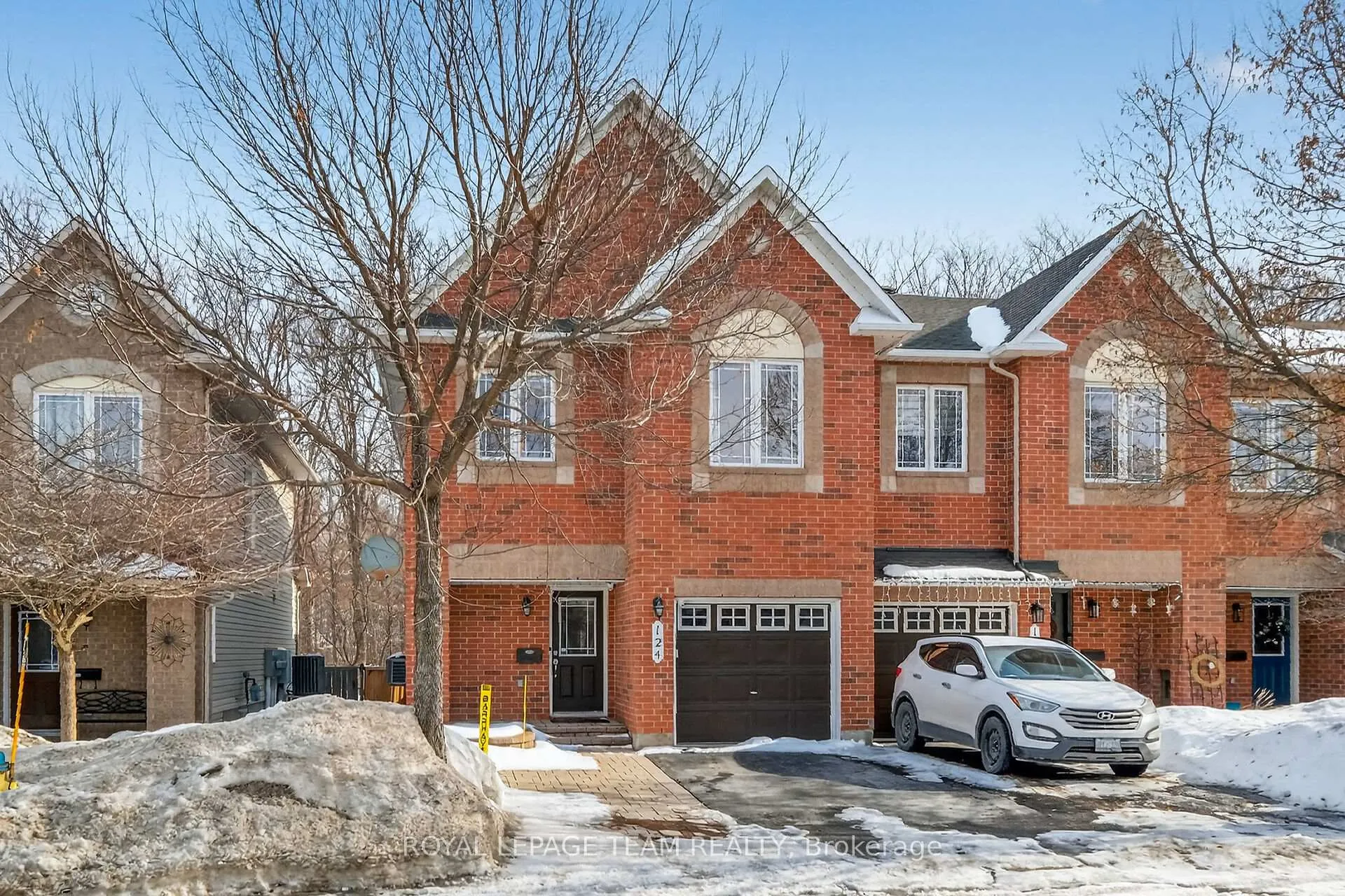 Photo 1 of 124 Tacom Circle, Ottawa, Barrhaven - Strandherd — HOMEH