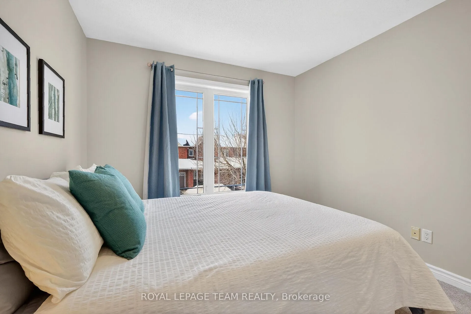 Photo 26 of 124 Tacom Circle, Ottawa, Barrhaven - Strandherd — HOMEH