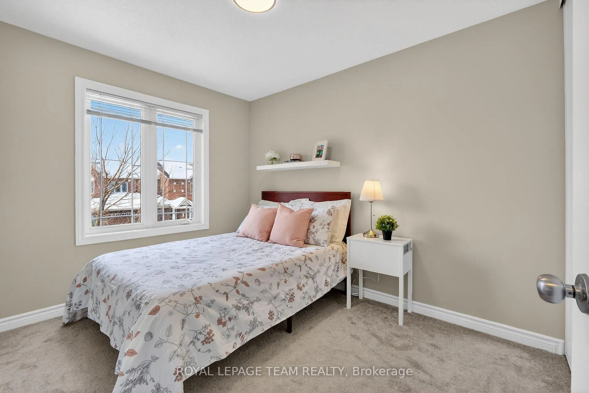 Photo 28 of 124 Tacom Circle, Ottawa, Barrhaven - Strandherd — HOMEH