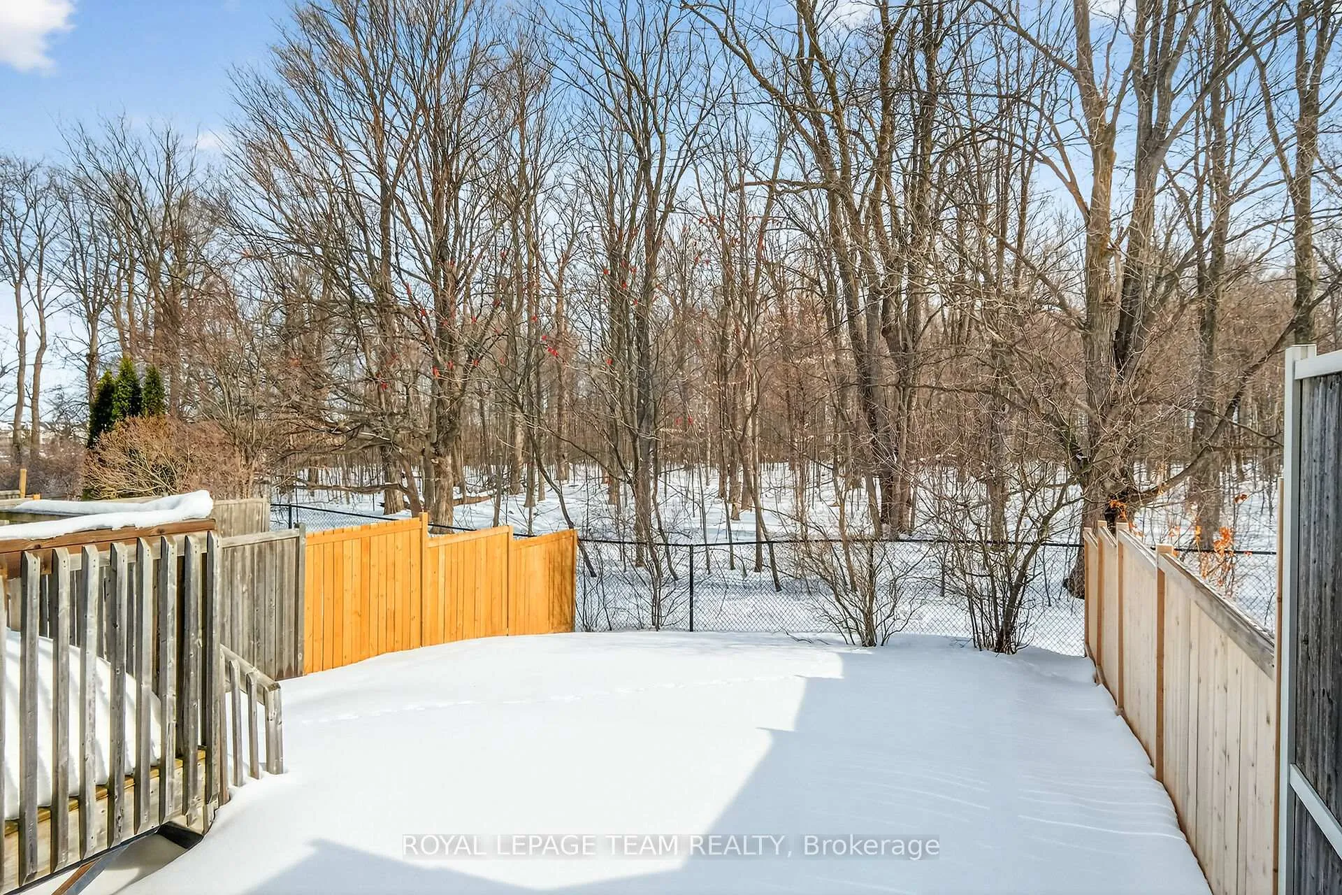 Photo 39 of 124 Tacom Circle, Ottawa, Barrhaven - Strandherd — HOMEH