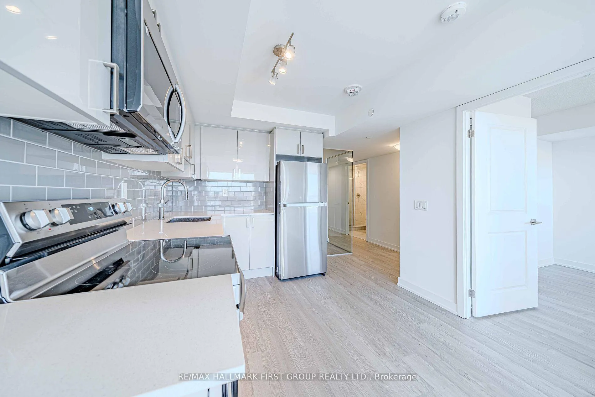 Photo 12 of Unit 1903, 1435 Celebration Drive, Pickering, Bay Ridges — HOMEH