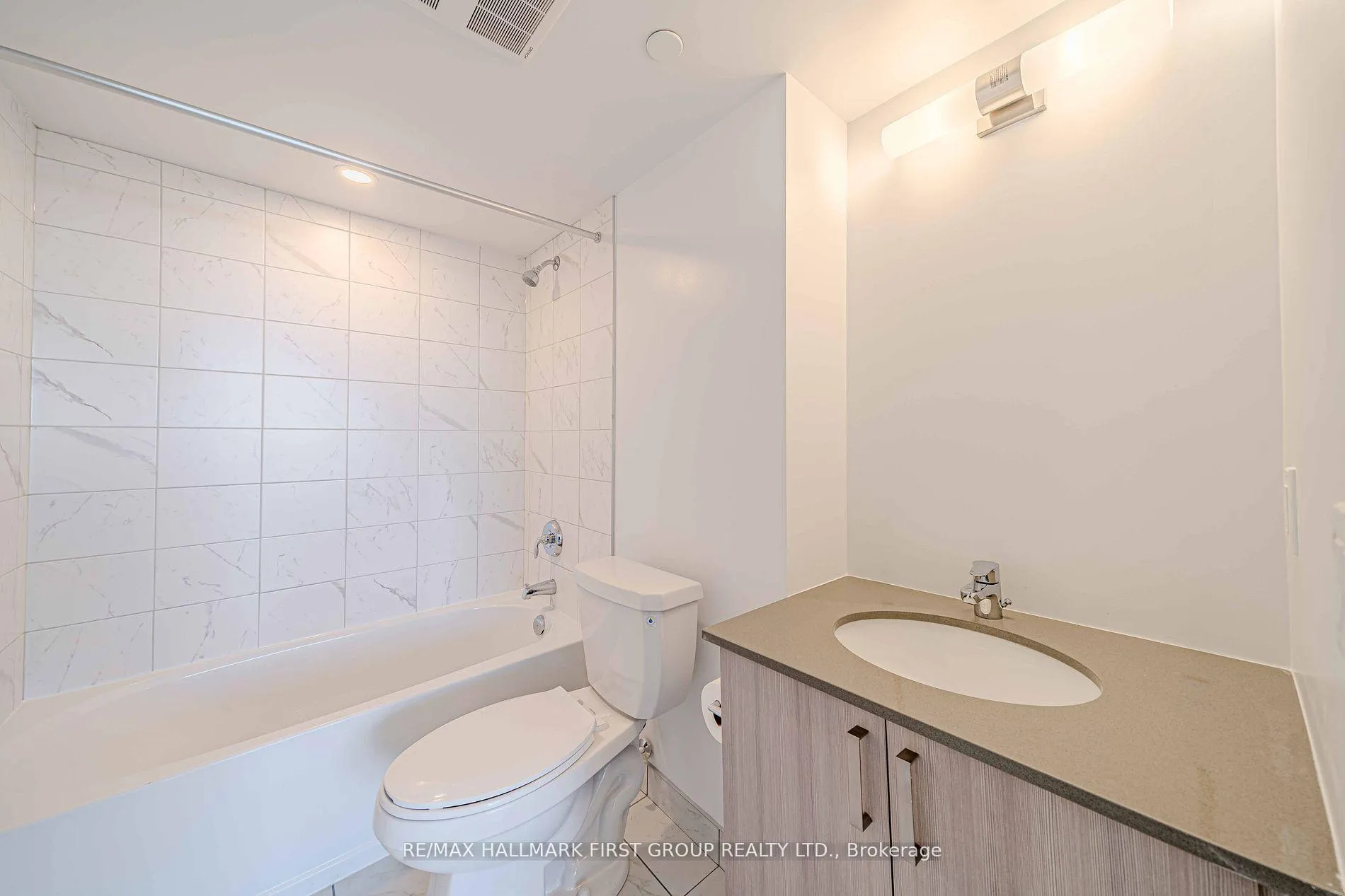 Photo 17 of Unit 1903, 1435 Celebration Drive, Pickering, Bay Ridges — HOMEH