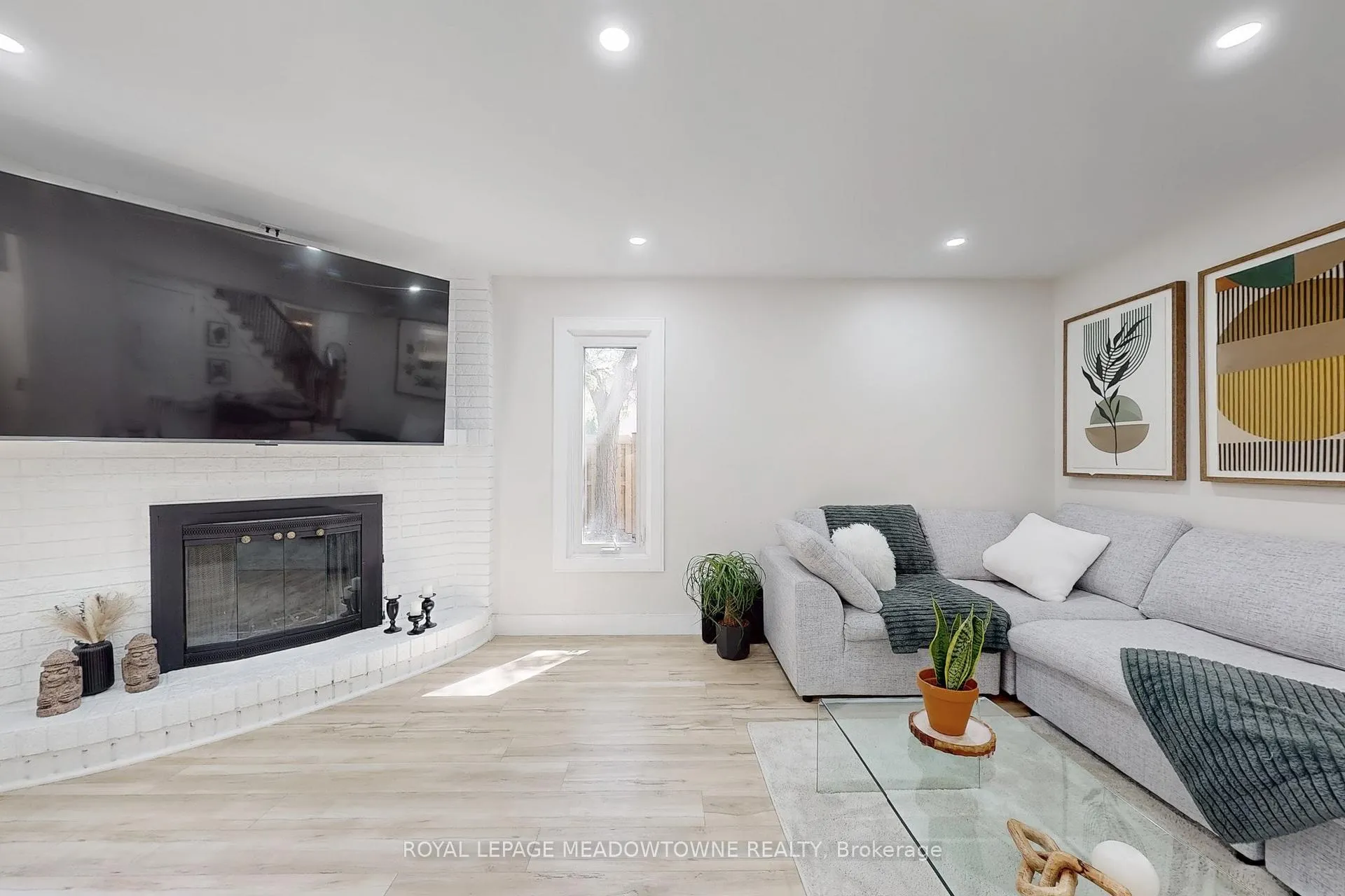 Photo 9 of 365 Celtic Drive, Hamilton, Stoney Creek — HOMEH