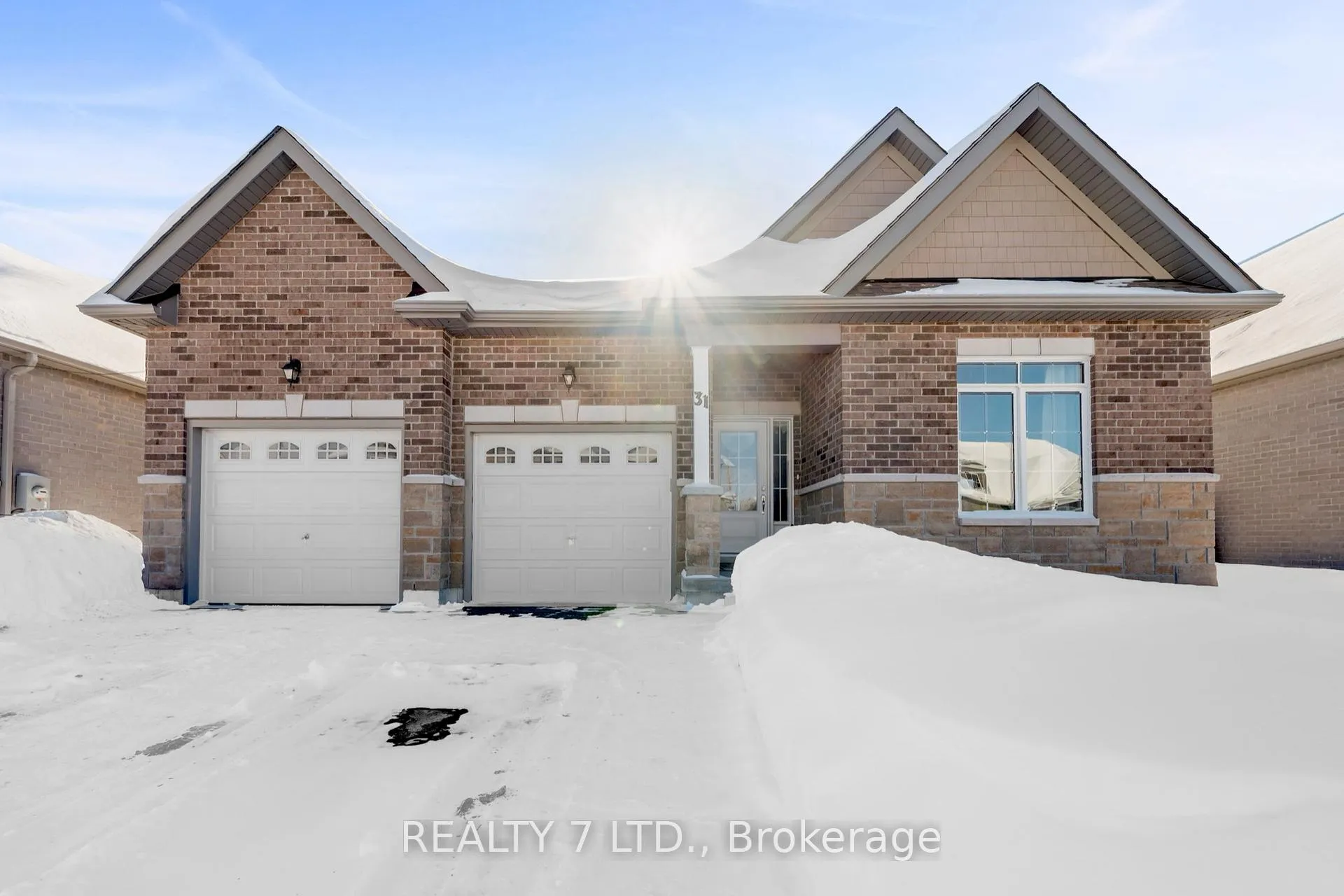 Photo 1 of 31 Hillcroft Way, Kawartha Lakes, Bobcaygeon — HOMEH