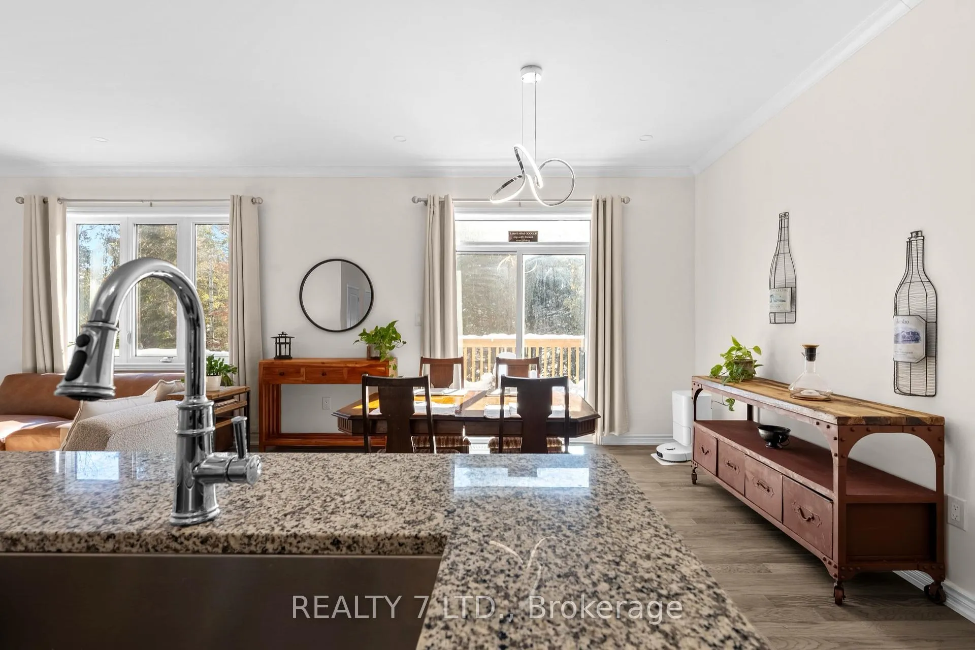 Photo 19 of 31 Hillcroft Way, Kawartha Lakes, Bobcaygeon — HOMEH