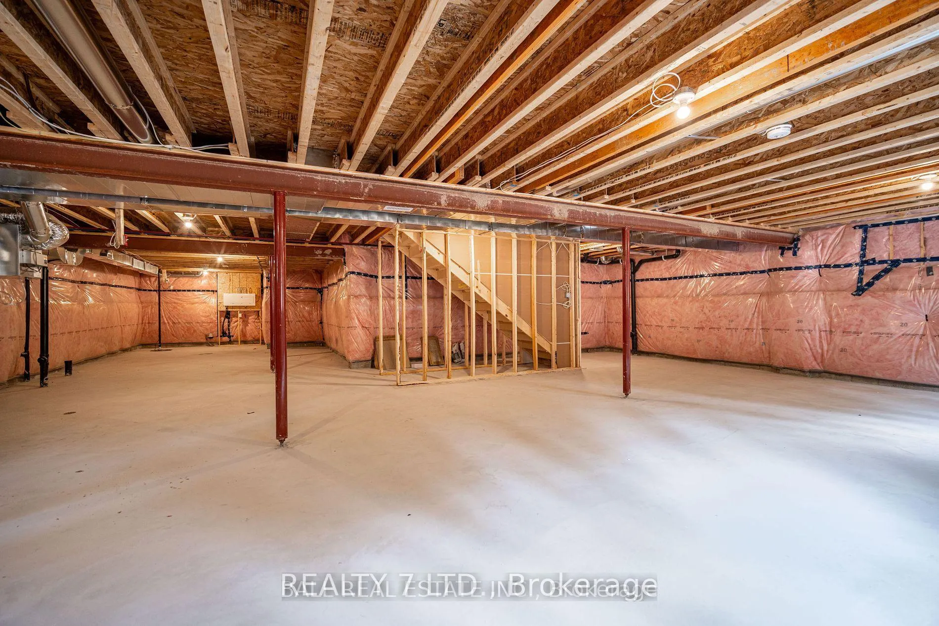 Photo 36 of 31 Hillcroft Way, Kawartha Lakes, Bobcaygeon — HOMEH