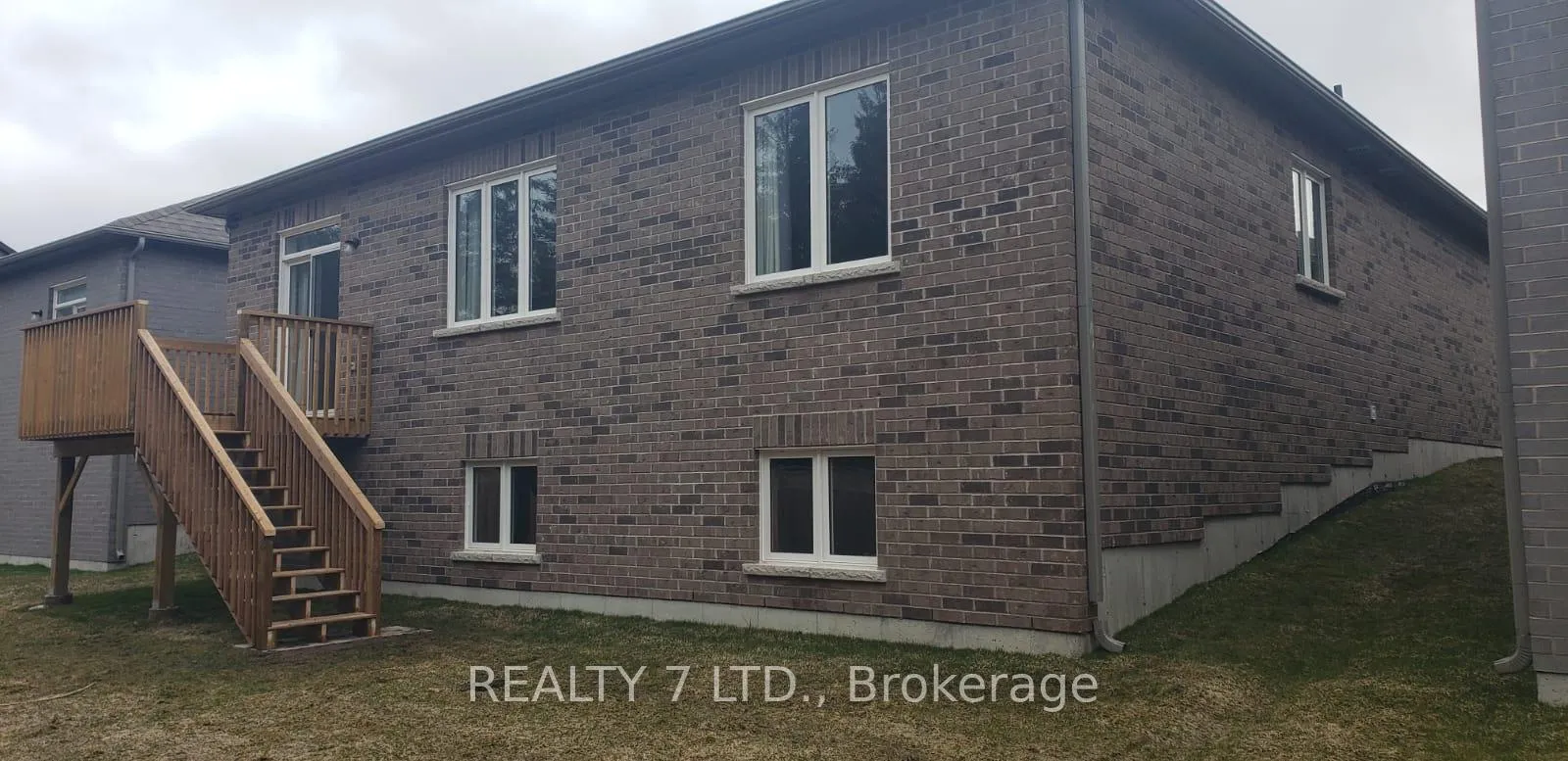 Photo 40 of 31 Hillcroft Way, Kawartha Lakes, Bobcaygeon — HOMEH
