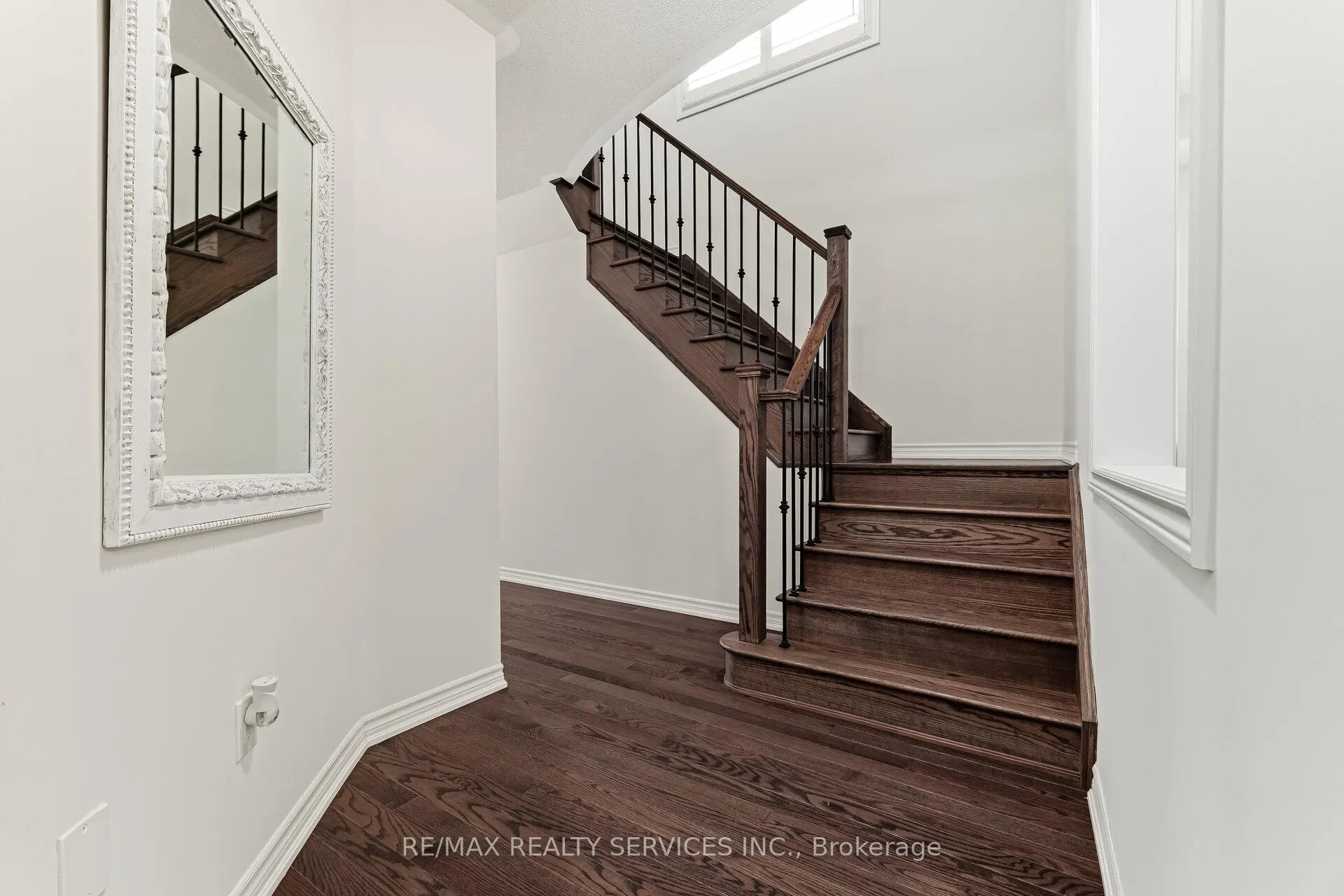 Photo 24 of 50 Royal Fern Crescent, Caledon, Rural Caledon — HOMEH