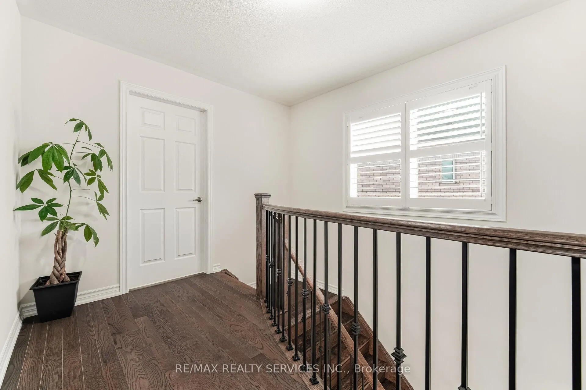 Photo 25 of 50 Royal Fern Crescent, Caledon, Rural Caledon — HOMEH