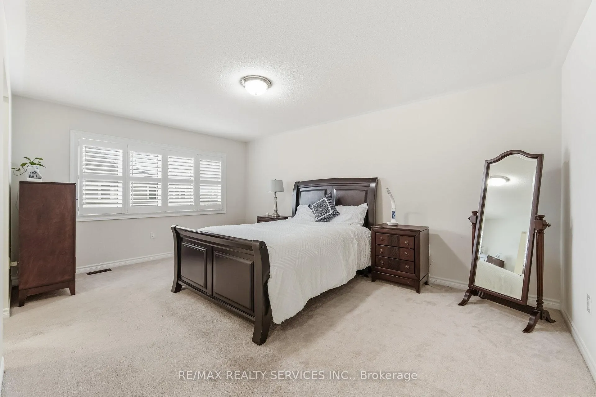 Photo 27 of 50 Royal Fern Crescent, Caledon, Rural Caledon — HOMEH