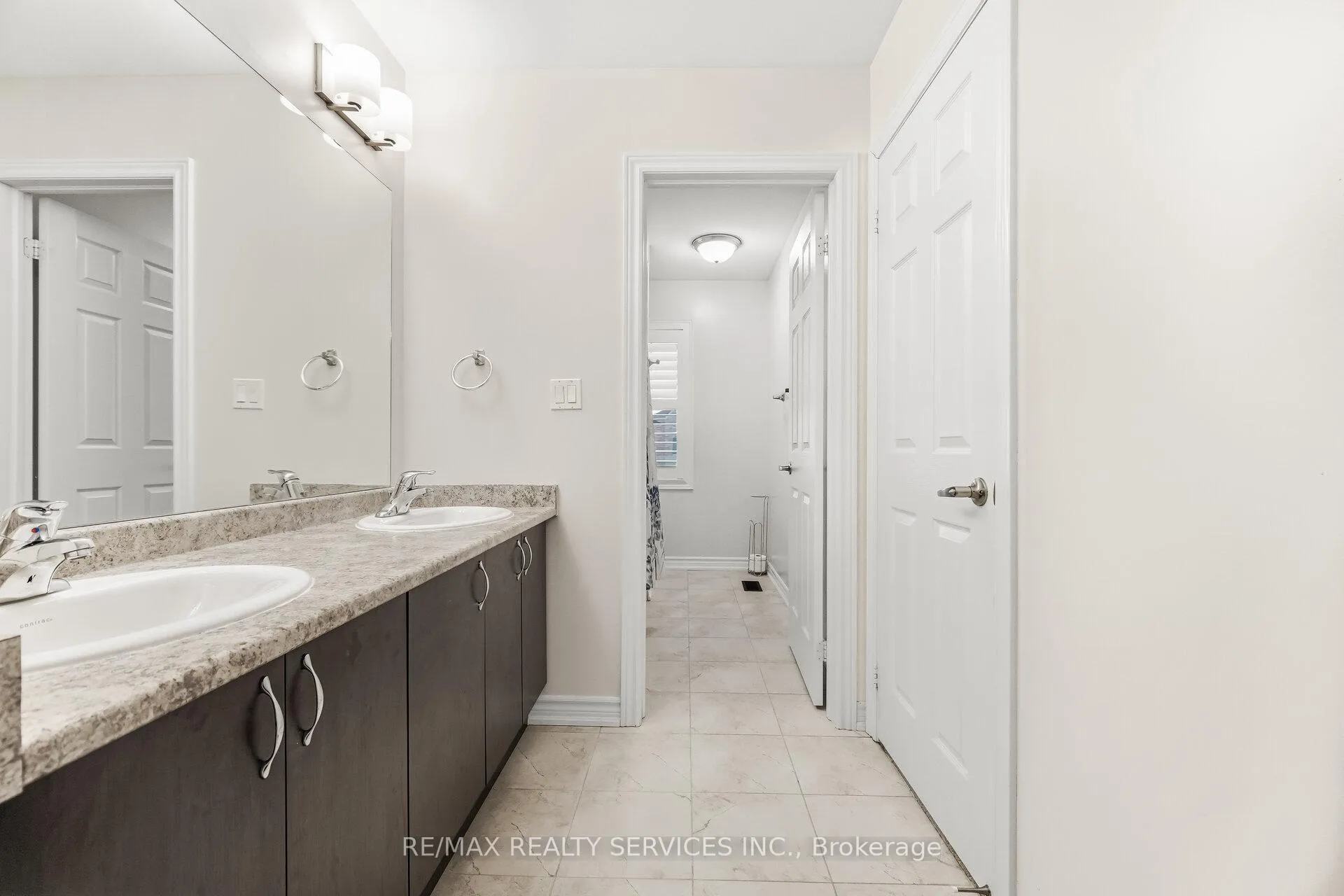 Photo 40 of 50 Royal Fern Crescent, Caledon, Rural Caledon — HOMEH